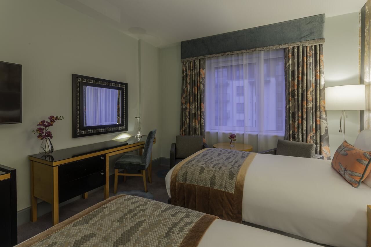 Отель Crowne Plaza Dublin Airport Сантри-30