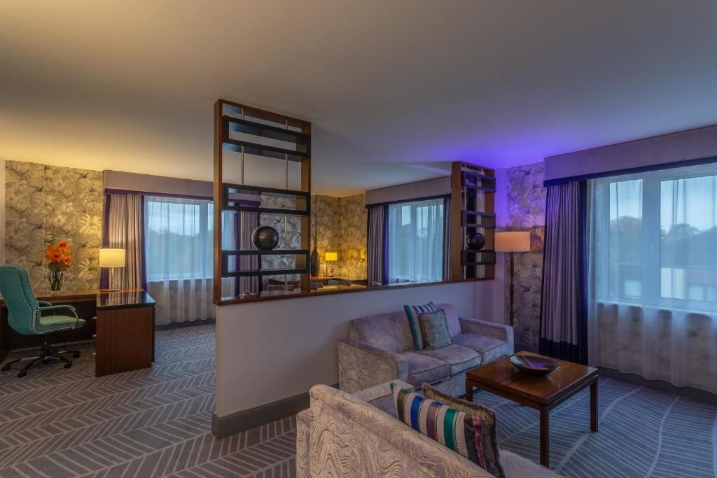 Отель Crowne Plaza Dublin Airport Сантри-61